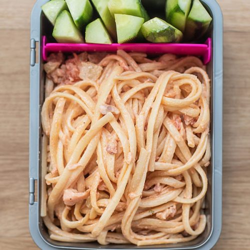 o38 Linguine s lososem a melounem